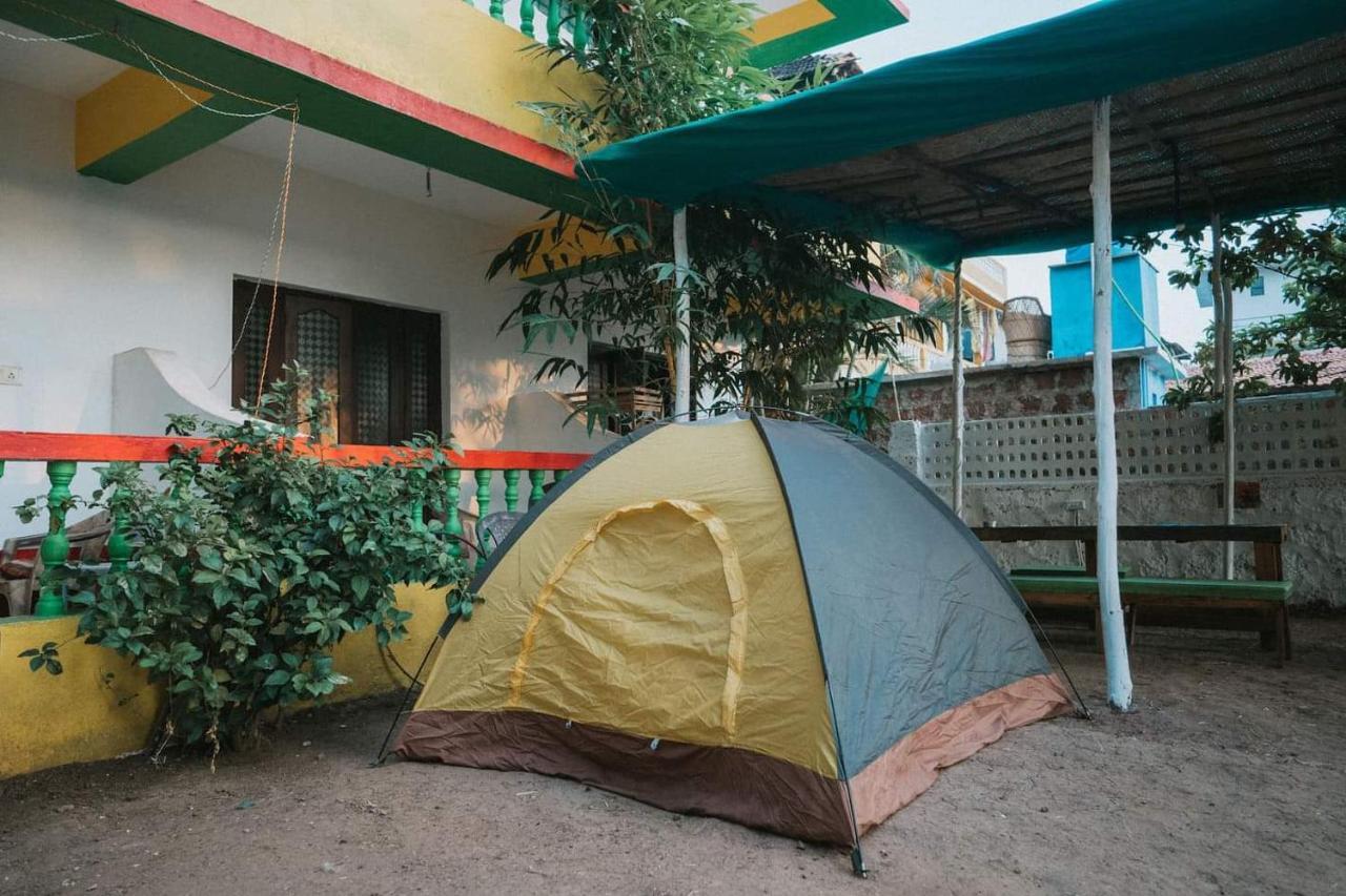 Rasta Mansion Beach Hostel And Rooms Arambol Exterior foto