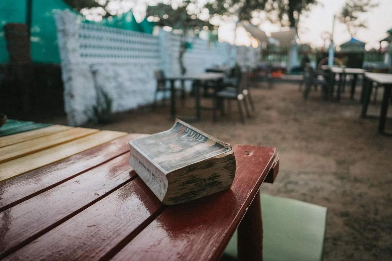 Rasta Mansion Beach Hostel And Rooms Arambol Exterior foto